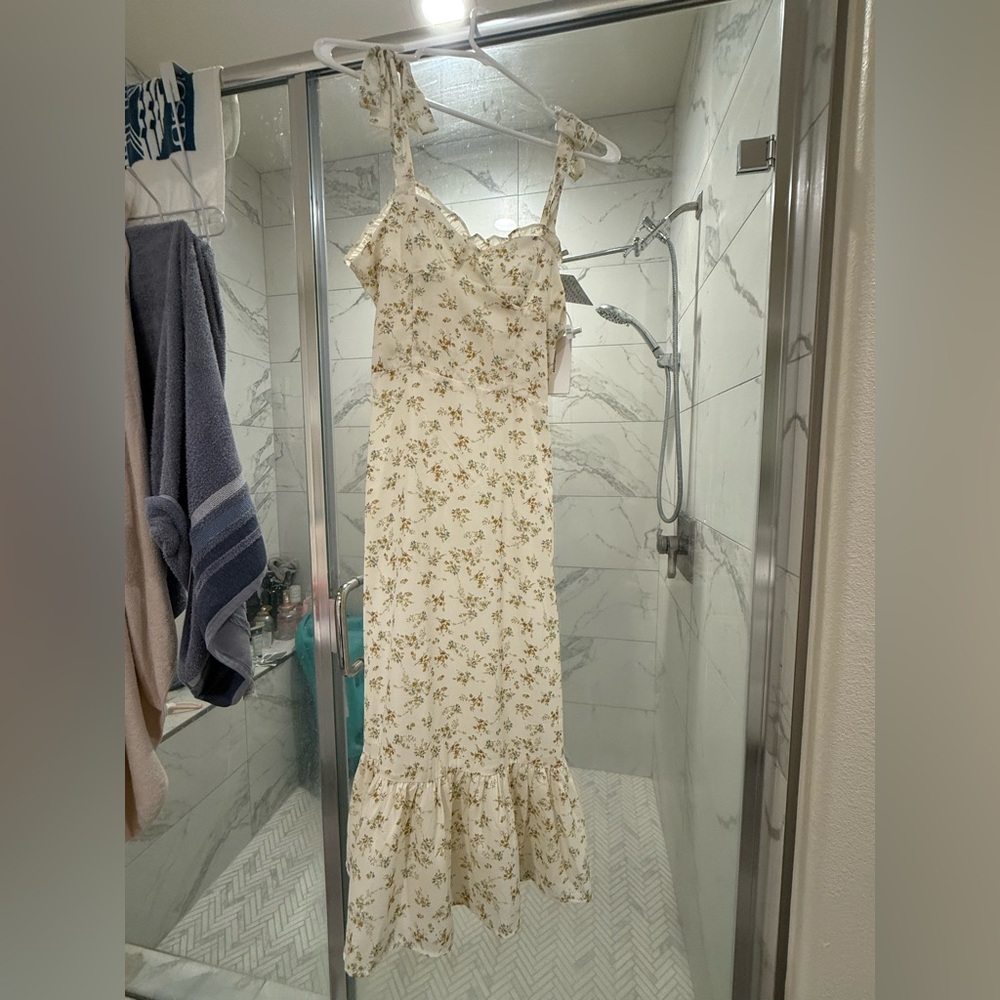 NWT O.P.T. Floral Cream Maxi Dress sz XS